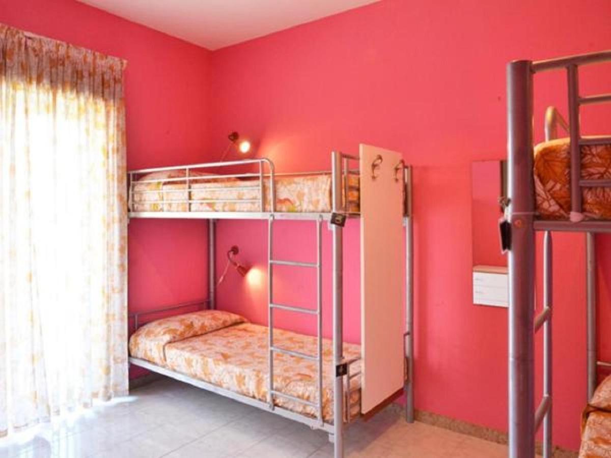 Gianni House Backpackers Hostel Джардини Наксос Екстериор снимка